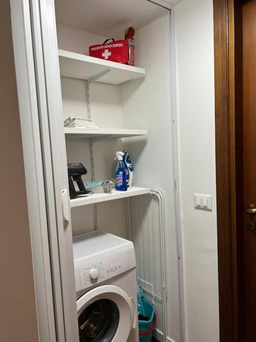 "Giulifor" - Zona Indipendenza - Risorgimento Apartment Milan Exterior photo